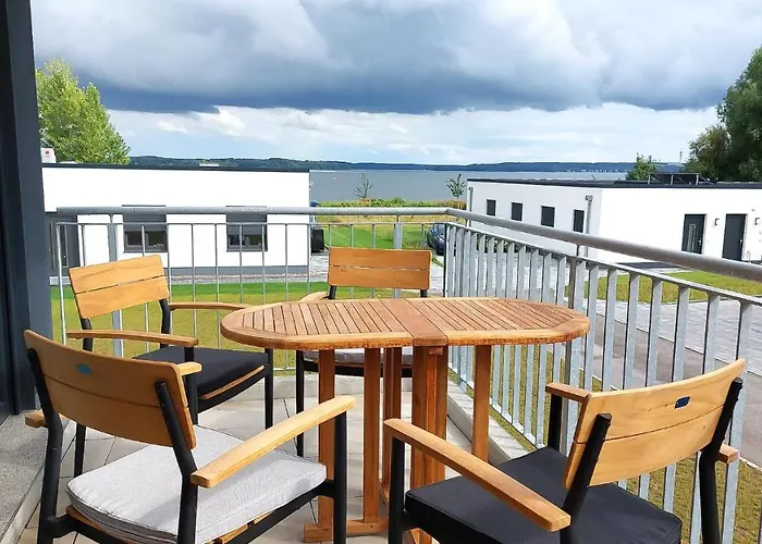 Appartement Hangar 19 Seerose 2-3 *